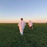 Киньте Копеечку - По росе